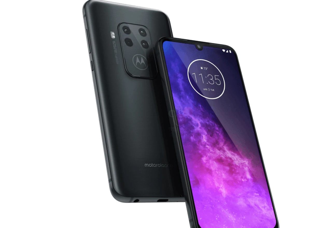 Motorola One Zoom s četiri stražnje kamere