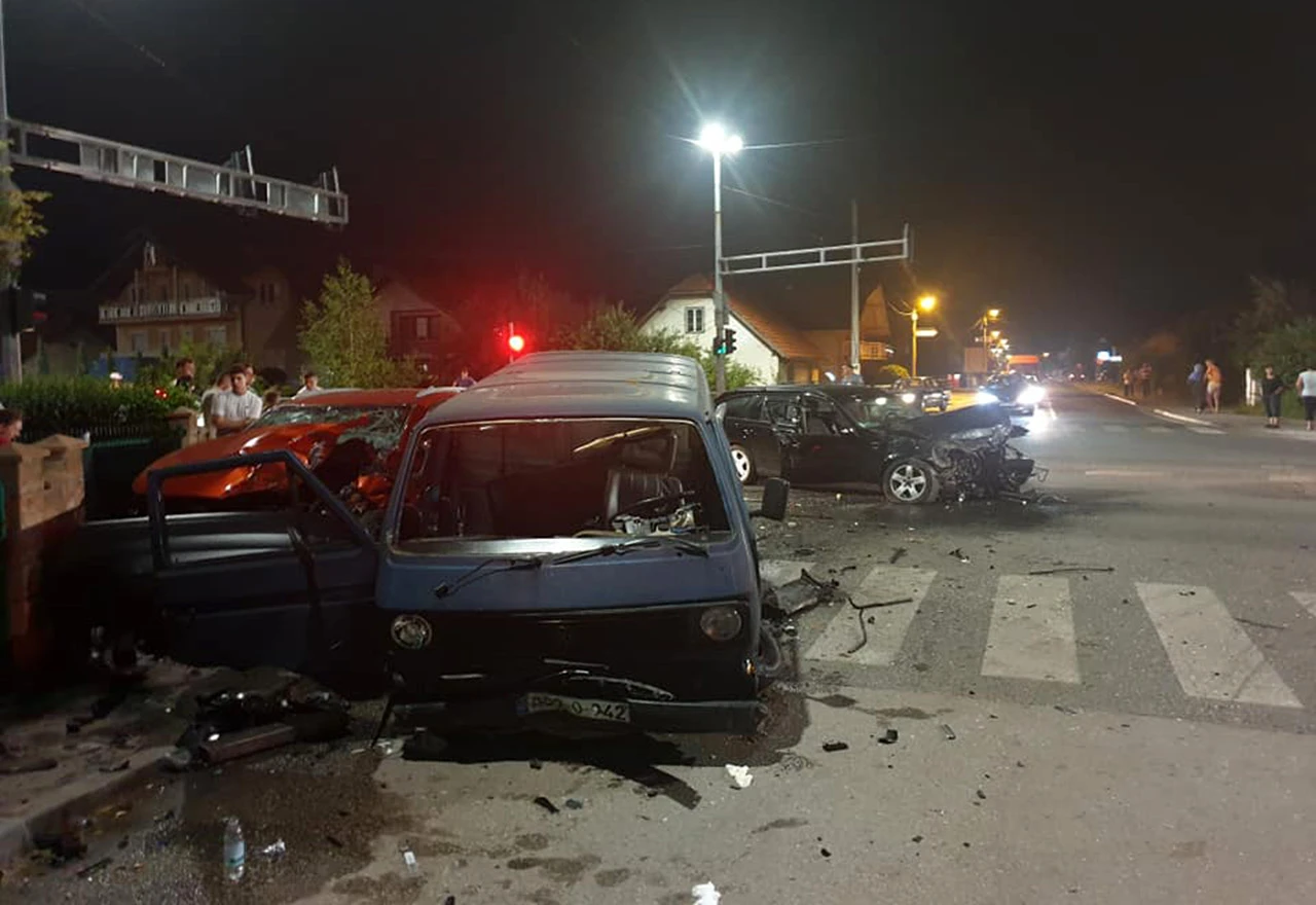 U žestokom sudaru ozlijeđeno sedam osoba