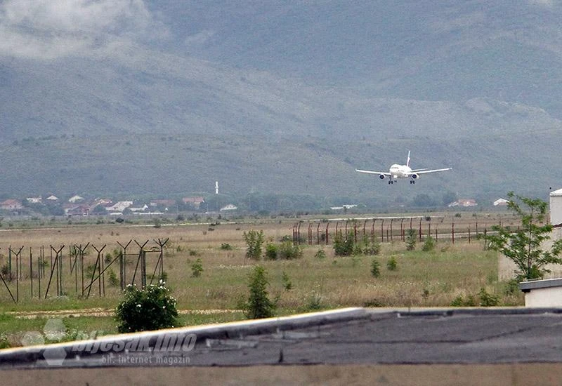 Na aerodromima u FBiH: Više putnika, manje tereta