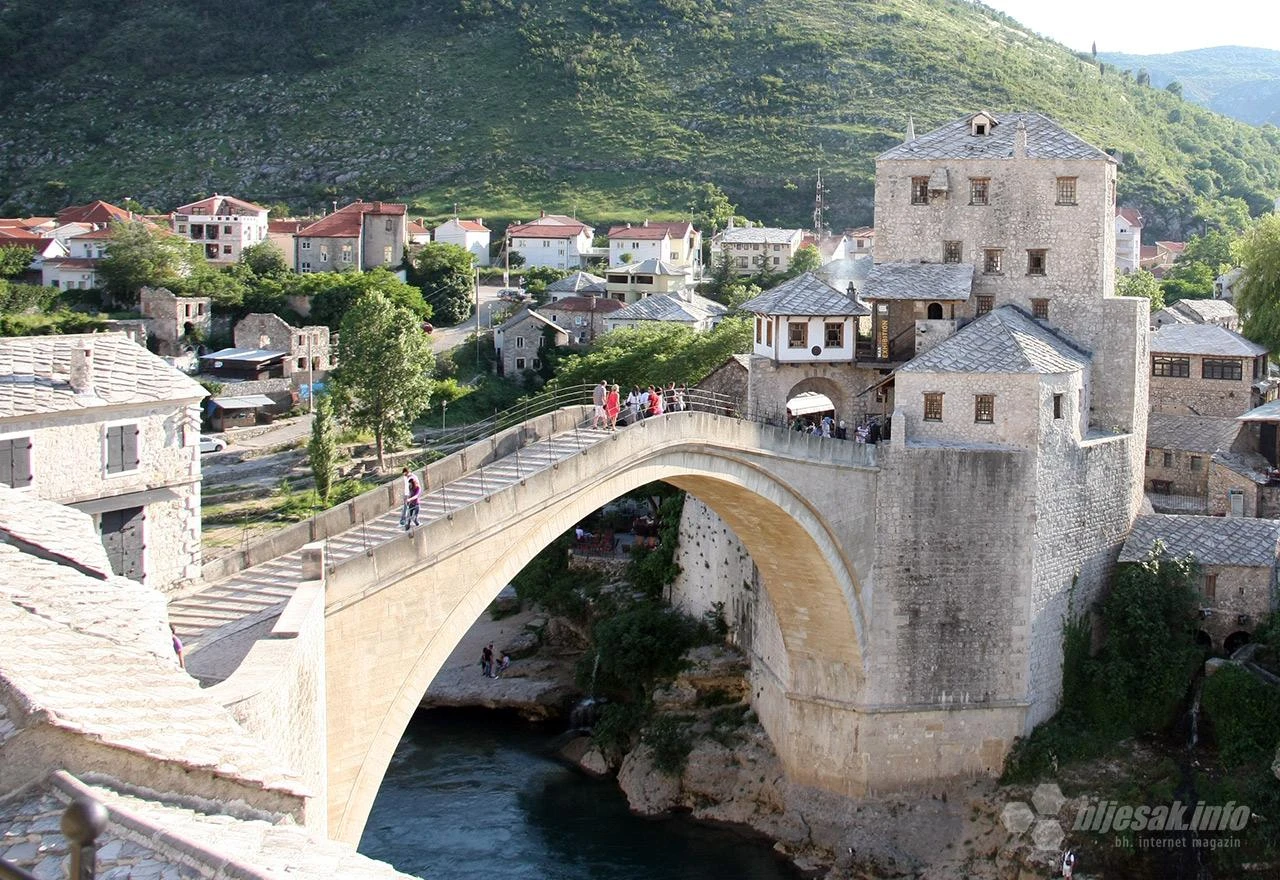 Bolje pola grada u hladu, nego čitav na suncu