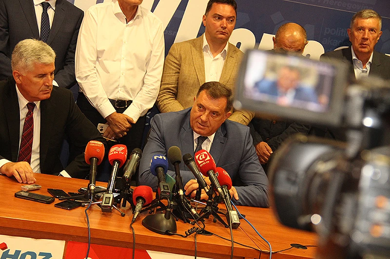 Nenajavljeni sastanak: Dodik došao kod Čovića