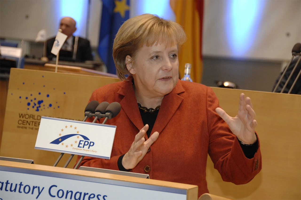 Merkel zna kako smanjiti emisije CO2