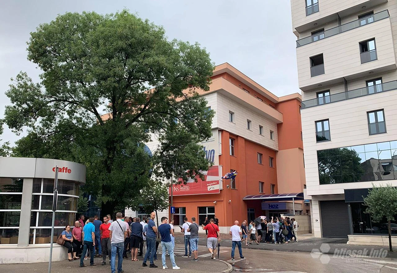 Oglasio se HDZ BiH: Ovo je udar na život