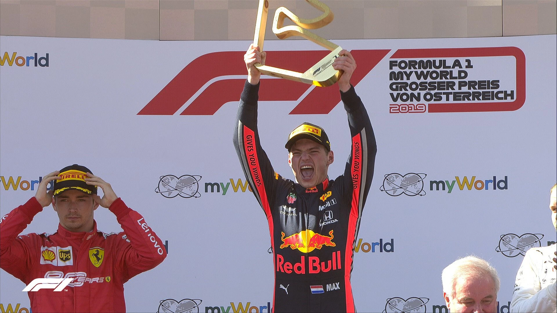 Fantastična utrka u Austriji: Max Verstappen odnio pobjedu agresivnim manevrom 