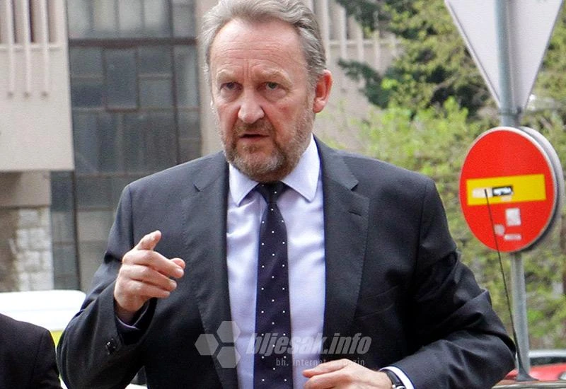 Izetbegović: Treći entitet je ''babaroga kojom su Bošnjaci prepadani''