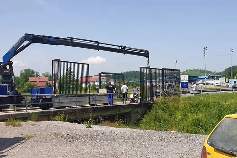 Konsenzusom ga, Šefiče!