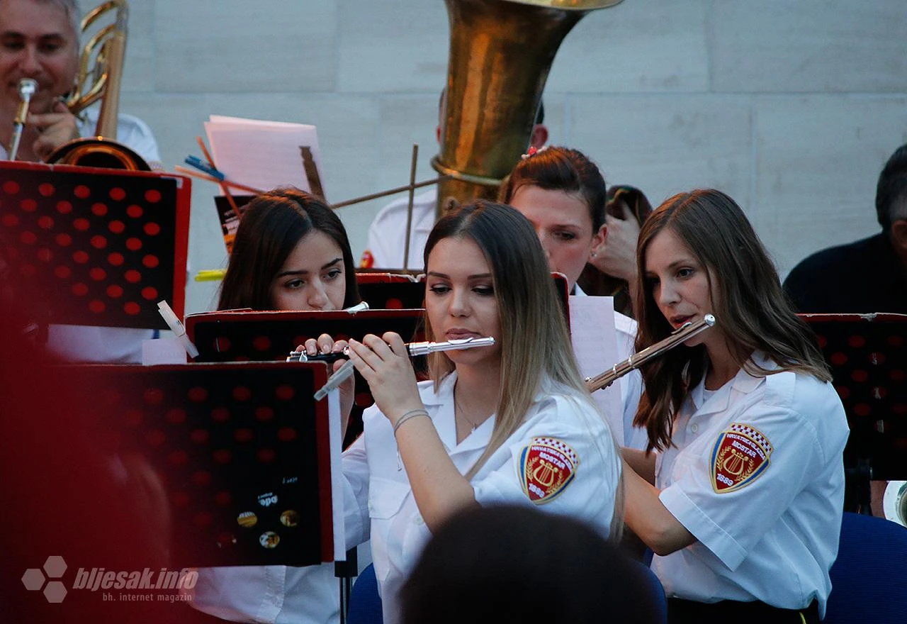 Koncert ispred Kosače za 130 godina Hrvatske glazbe Mostar