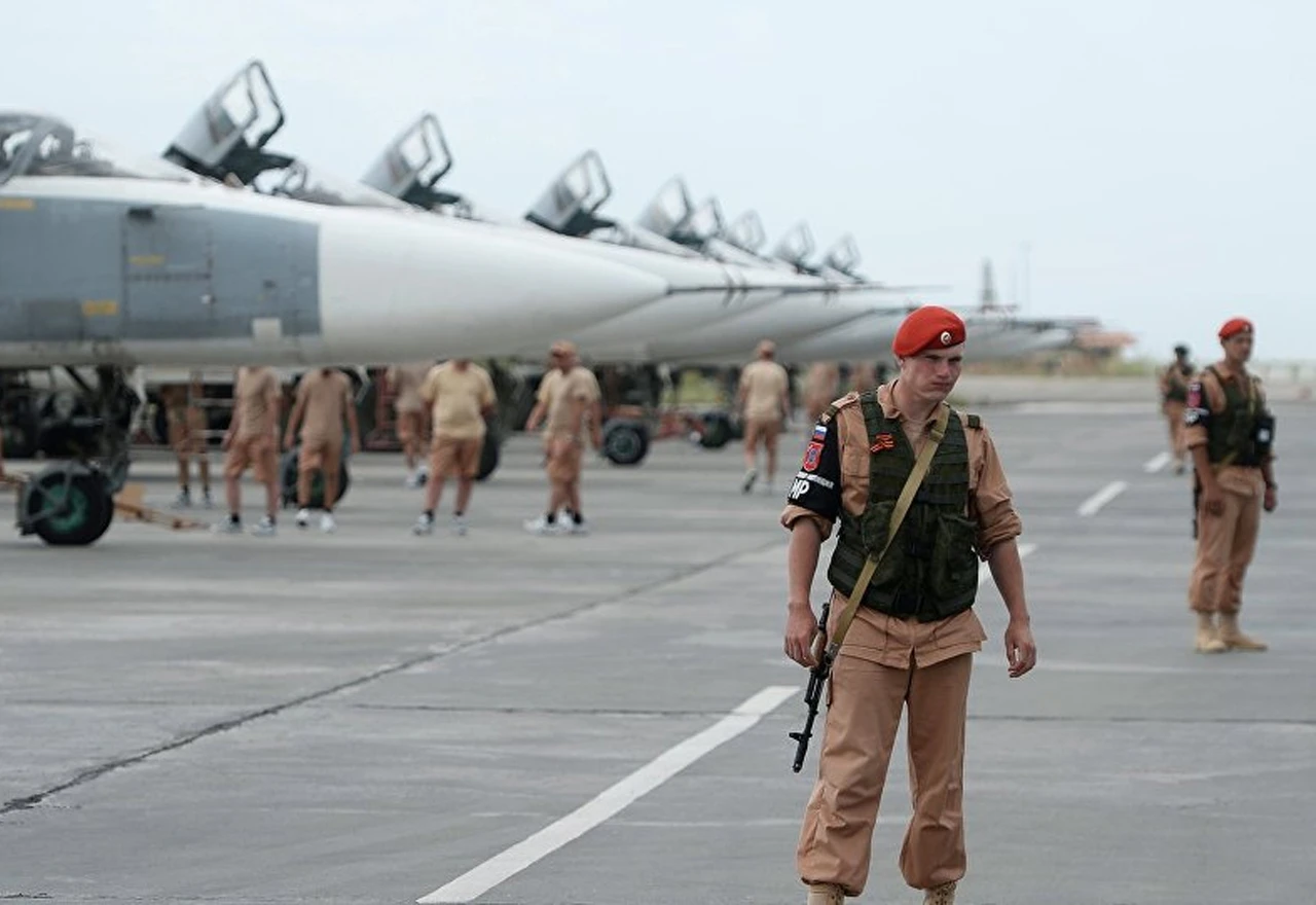 U Siriji napadnuta ruska baza; oboreno više dronova