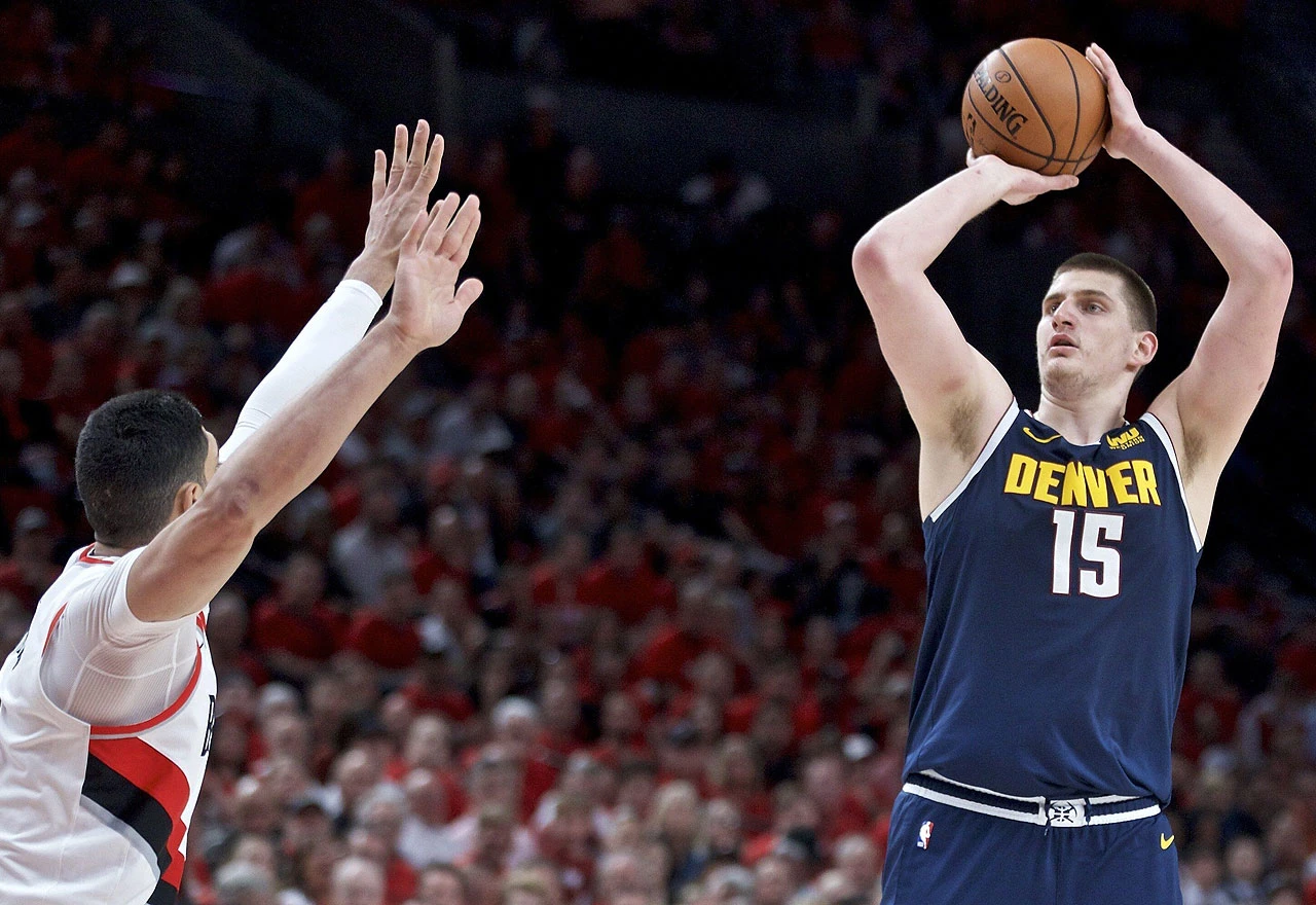 Denver i Toronto izjednačili, triple-double Nikole Jokića