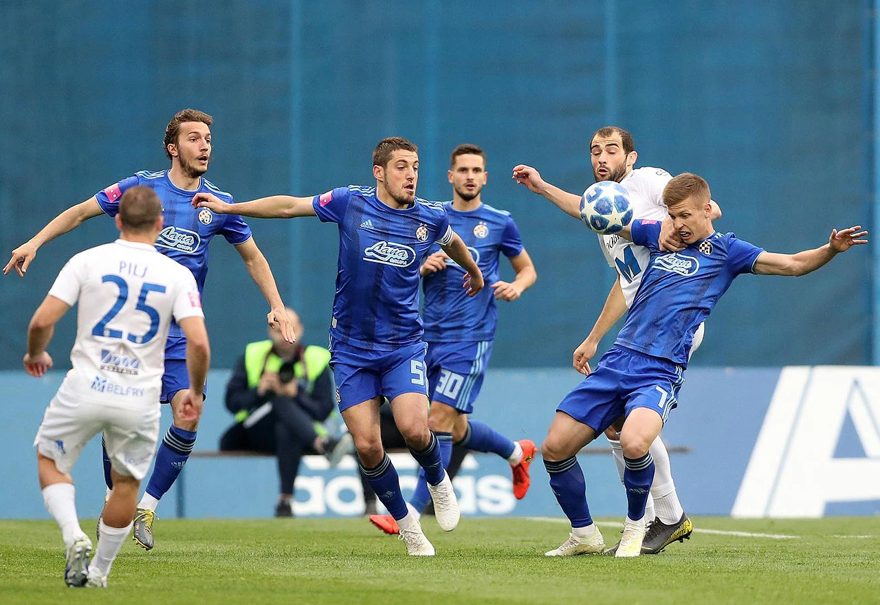 Dinamo prvi finalist kupa