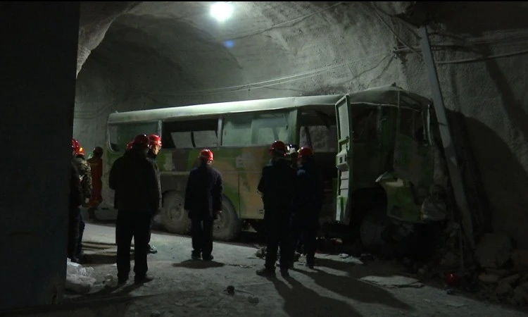 Kina uhitila 11 ljudi zbog rudarske nesreće s 22 poginulih