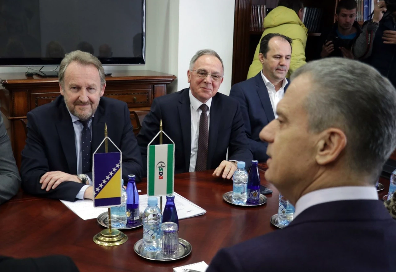 Izetbegović otkrio: Ipak je prevagnula ljubav s Radončićem!