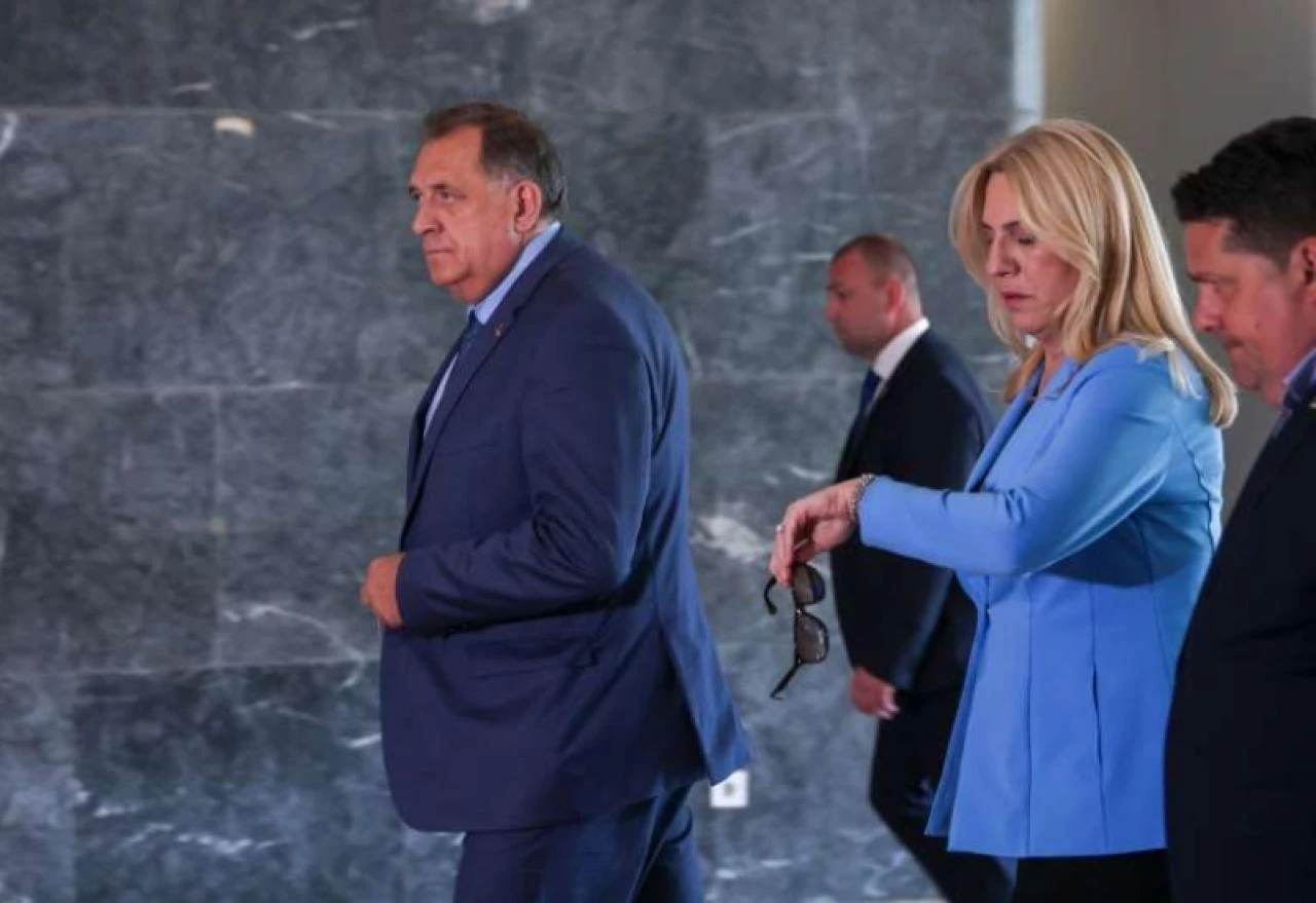 Ludilo u Sarajevu: Dodik pita hoće li se netko ispričati Srbiji