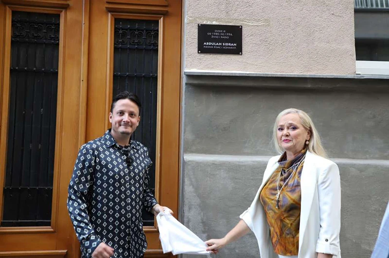 Otkrivene spomen ploče Abdulahu Sidranu i Marku Vešoviću