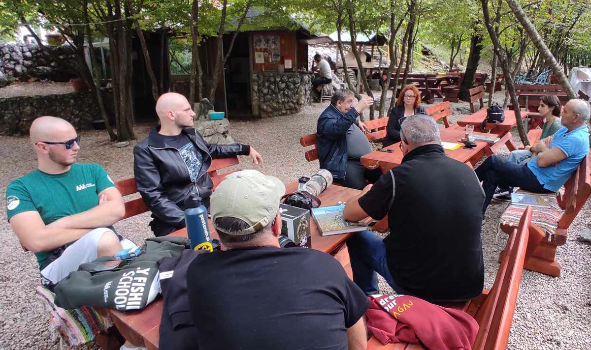 Eko Centar Blagaj - O borbi protiv krivolova ptica