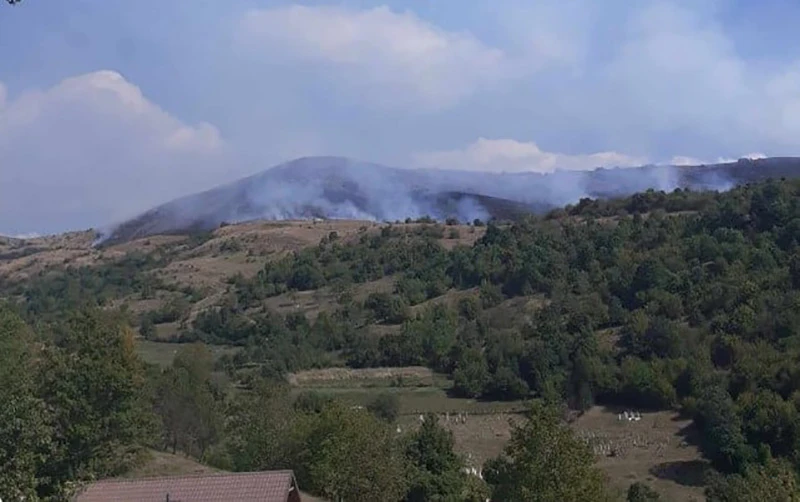 13 požara u HNŽ-u - Kod Konjica i dalje gori