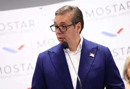 Vučić: Kolektivni Zapad pripremio "savršenu oluju" protiv Srbije