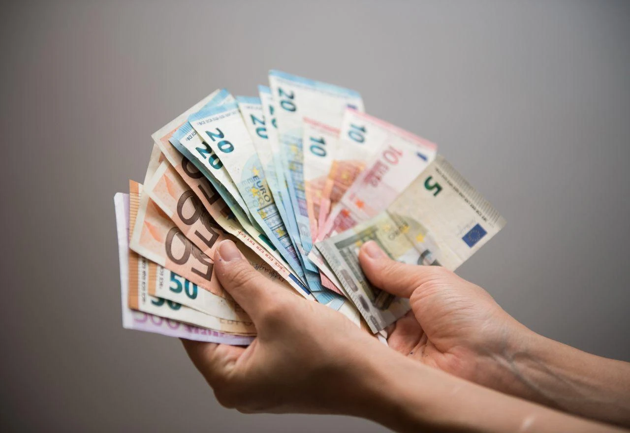 Euro postao službena valuta na Kosovu