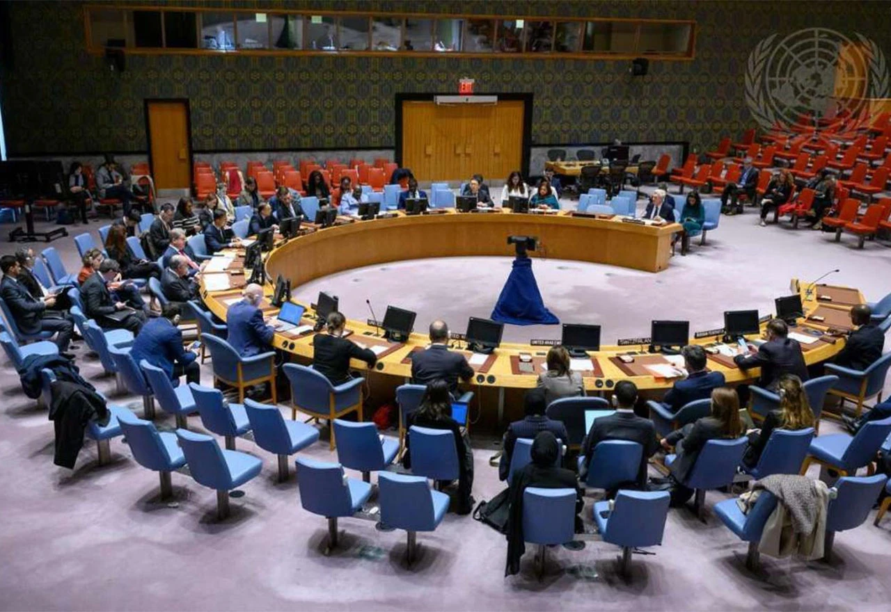 Rusi napali Schmidta, Amerikanci podržali OHR, rezoluciju o Srebrenici i nastavak sankcija Dodiku