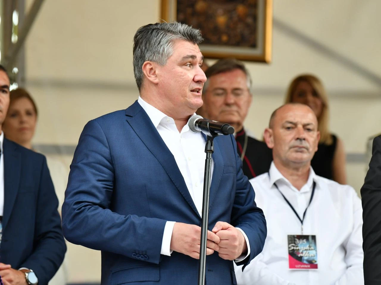 Milanović demantirao da će dati ostavku: Nek se Butković nastavi konzultirati s kravom