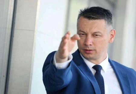 Nešić napada Heleza: Neka odgovori gdje su helikopteri, dronovi samoubojice i brojne gluposti