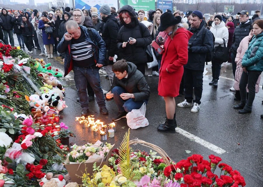 Rusija nakon napada: Dan žalosti i povećan broj snaga sigurnosti ispred suda u Moskvi