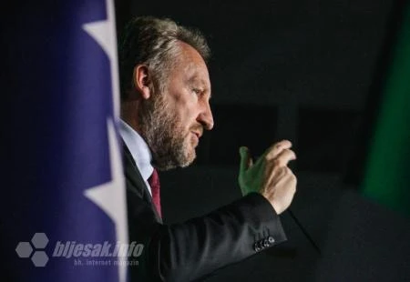 Izetbegović: 'Izjave Zorana Milanovića su kompliment za SDA'