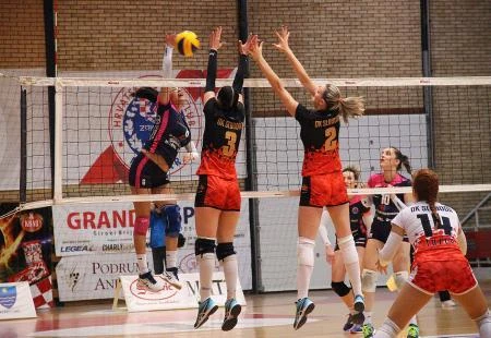 Odbojkašice Mostara startale Premijer ligu BiH porazom