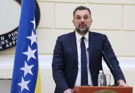 Konaković poručio Dodiku da je kukavica koja uporno bira sukobe