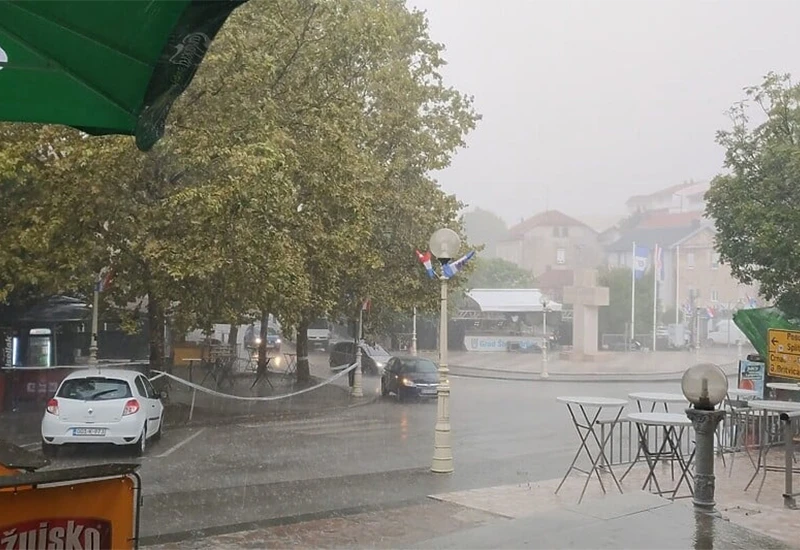 Jaka kiša poplavila ulice Širokog Brijega