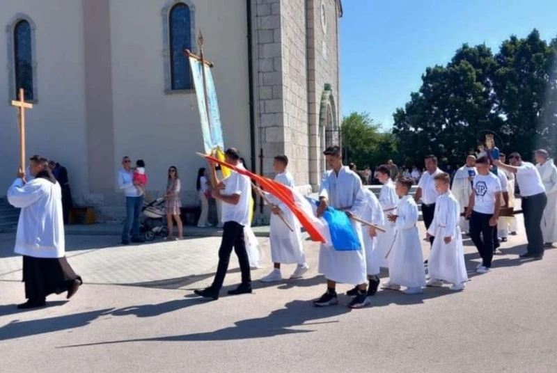 Svetkovina Velike Gospe obilježena u duvanjskim marijanskim svetištima 