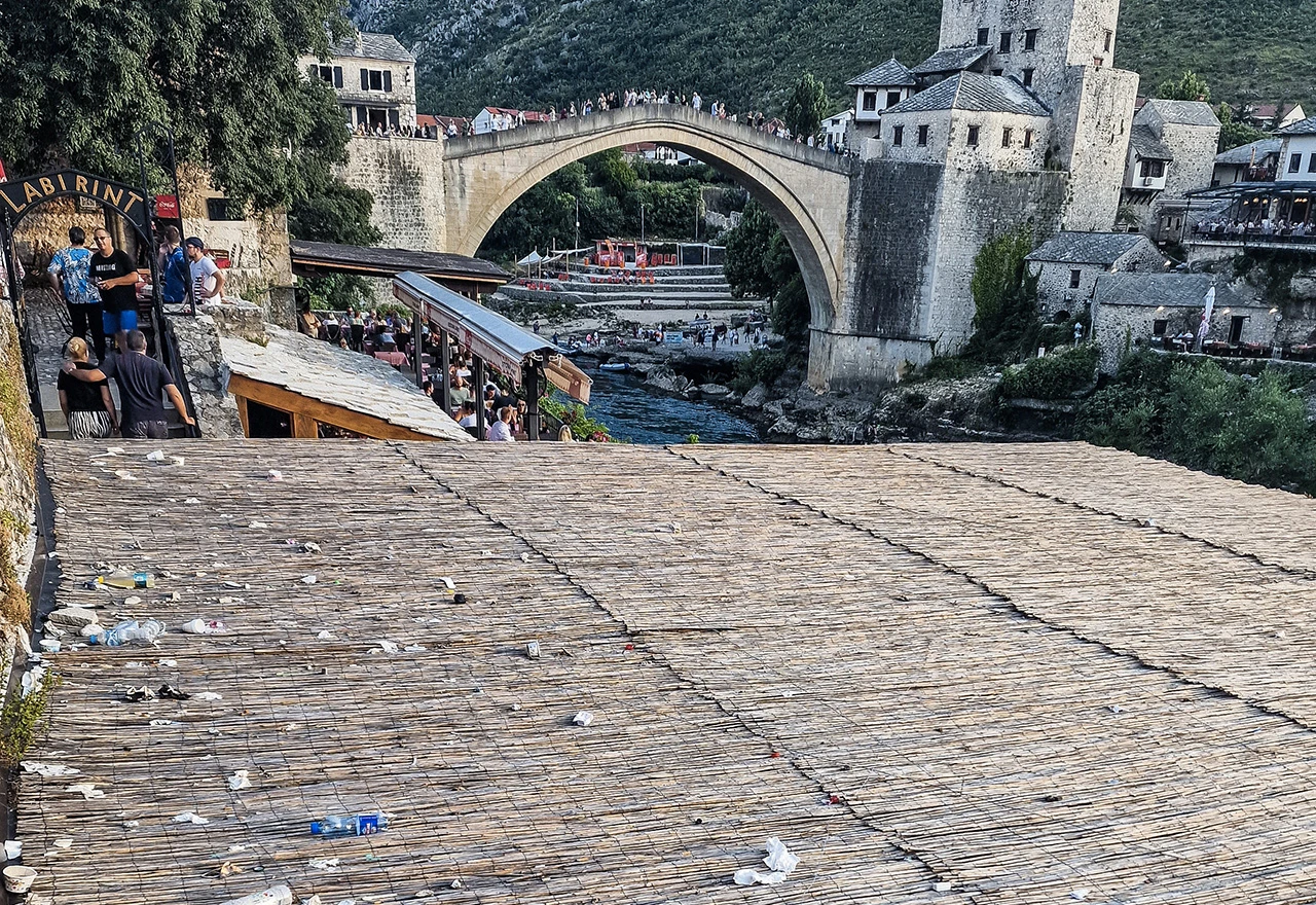 Dojam prljavog Starog grada - Je li do stranaca ili lokalaca?