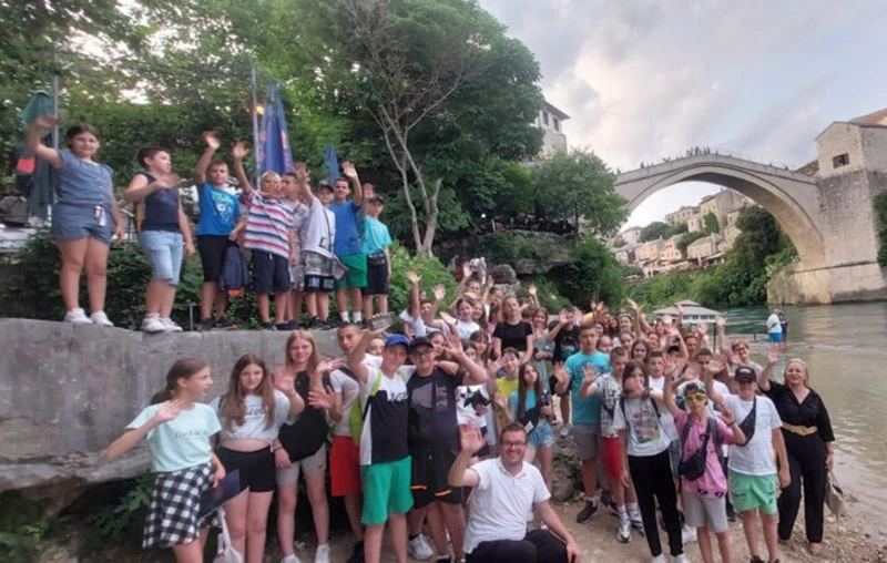 Djeca s Kosova posjetila Mostar: Obišli grad i brojne znamenitosti