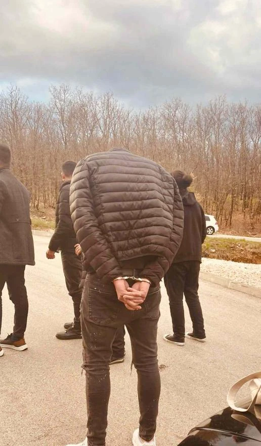 Posušje: Krijumčarili ljude u taksi vozilu