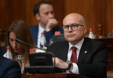 U Beogradu izabran novi predsjednik SNS-a, odmah uslijedila zahvala Vučiću