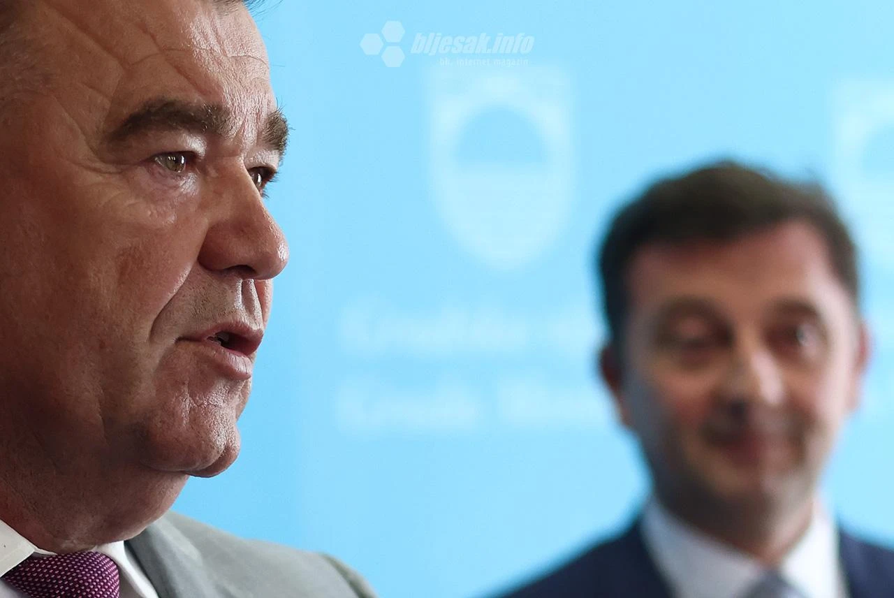 Salem Marić: Odluka o osvjetljavanju Starog mosta neće biti provedena