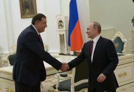 Dodik ide kod Putina i izvodi 10.000 Srba pred OHR