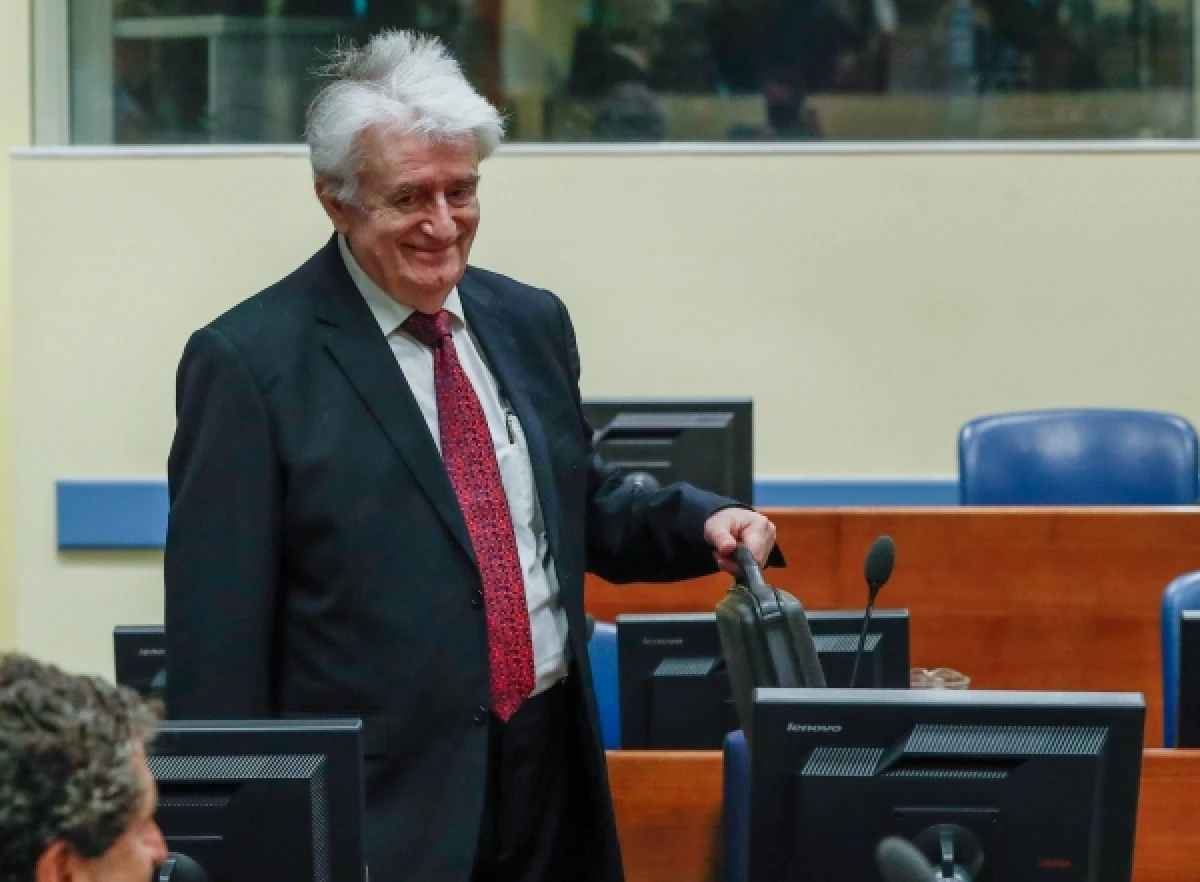 Dodik hvalio Karadžića