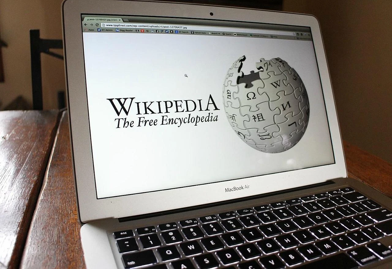 Umjetna inteligencija mogla bi poboljšati i Wikipediju