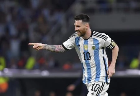 Messi hat-trickom ušao u Klub 100