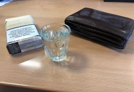 Evo koliko građani dnevno troše na alkohol, cigare i kavu