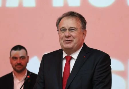 Nikšić priziva Schmidta