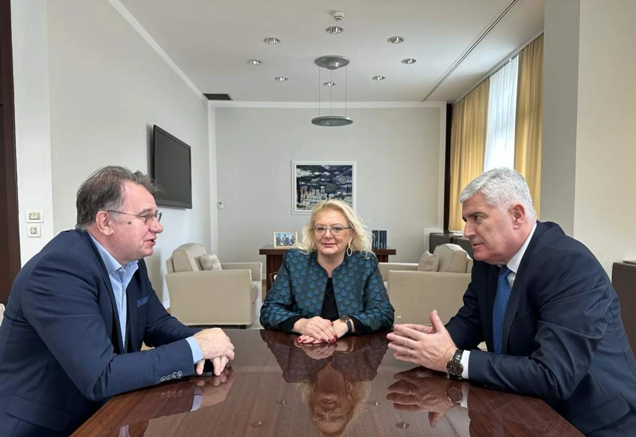 Bradara, Čović i Nikšić pripremaju kadrove