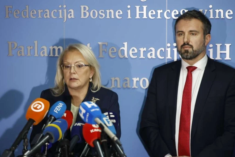 ''Bradara i Stojanović pokušavaju svesti Bošnjake na status Ostalih''