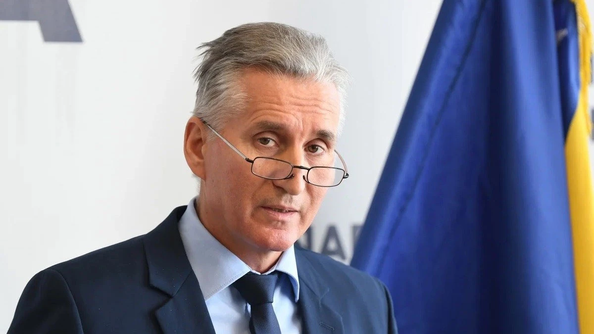 'Trojka' traži od Kemala Ademovića da sebe predloži u Kolegij Doma naroda 