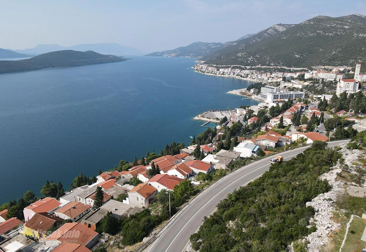 VIDEO | Država ostala bez obale - Općina Neum cijelu obalu uknjižila na sebe