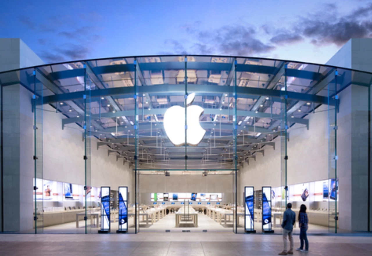 Apple do sada isplatio 320 milijardi dolara razvojnim programerima App Store aplikacija