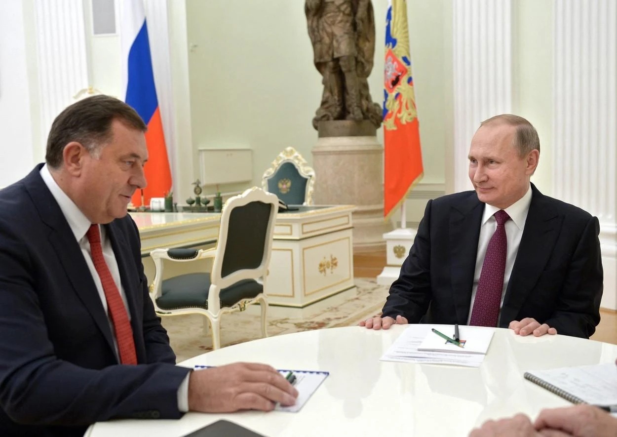Dodik odlikovao Putina i nazvao ga ''osloncem RS-a''