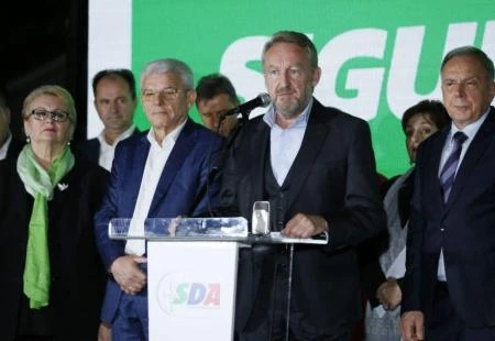 SDA: Formiranje vlasti mimo volje većine opasan presedan