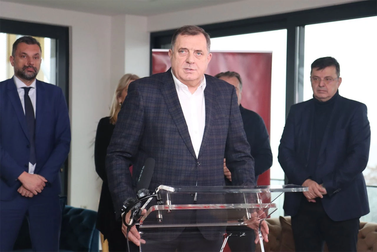 Dodik: SNSD, Osmorka i HDZ formirat će vlast na razini BiH